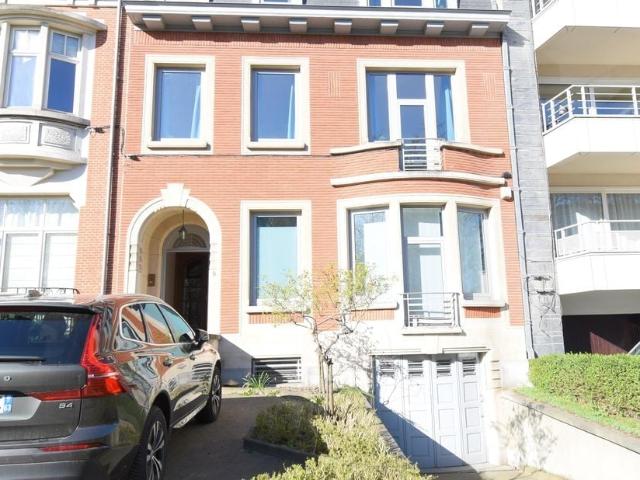 Maison de maître à vendre pour 1440000 euro avec 9 chambres à coucher