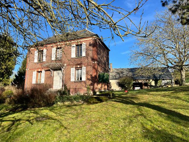 Maison de Maître du XXème Siècle et sa bâtisse du XVIIème Siècle