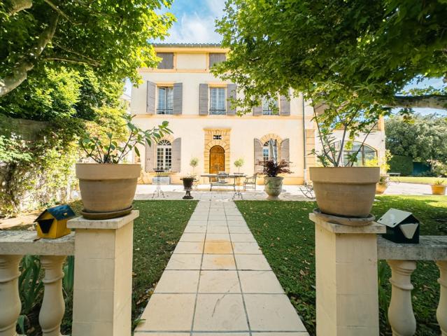 Maison de Maître du 17e siècle à vendre Centre ville d'Aix en Provence