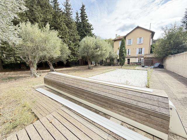 Maison de Maître d’exception 4 faces 460 m2 habitables Parc paysager de 1 350 m2