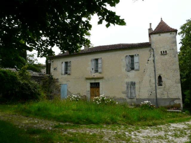 Maison de Maître dans village gersois 400m² Lectoure