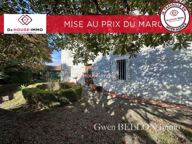 Maison de Maitre de 167 m2 avec 115 m2 de dépendances sur un terrain de 1500 m2 en coeur de village