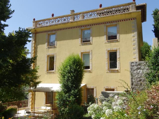 MAISON DE MAITRE DE 400 M2 SAINTE LUCIE DE TALLANO