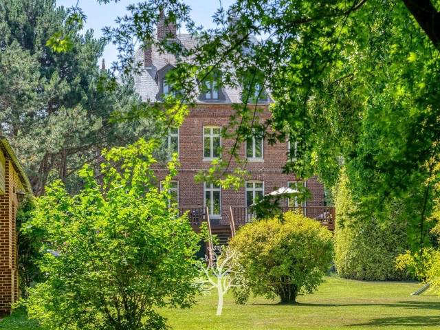 Maison de maître début XIXème siècle à proximité de 328m² Arques la Bataille