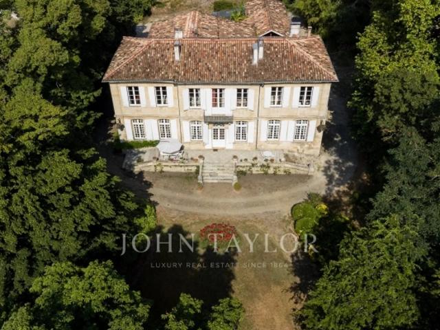 MAISON DE MAÎTRE HISTORIQUE PARC DE 1,3ha JOHN TAYLOR