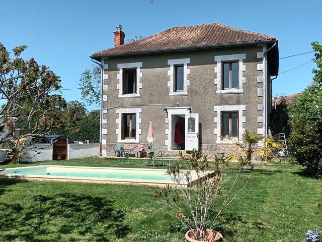 Maison de Maitre Pleuville