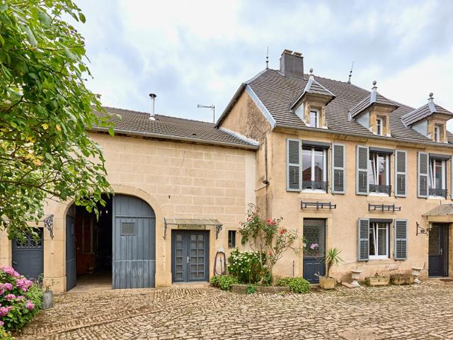 Maison de maître proche de Vesoul 283m² Fleurey lès Faverney