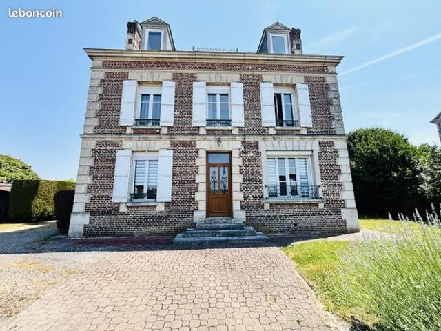 Maison de maître rénovée 220 m² | 6 chambres | Terrasse et jardin