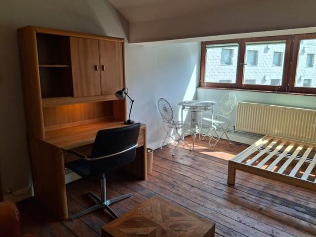 Chambres meublées haut de gamme dans une maison de maître