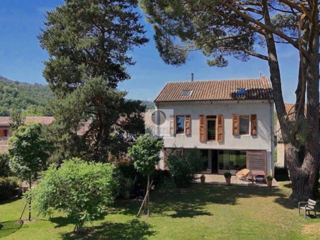 Maison de Maître revisitée au coeur de la vallée de l'Eyrieu
