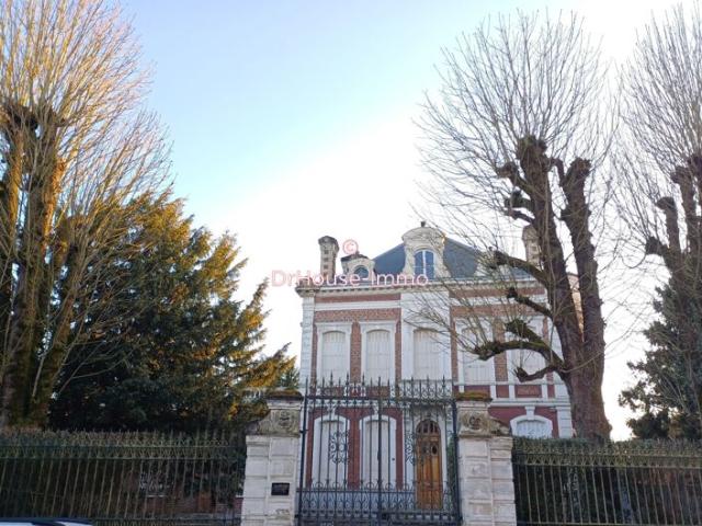 Maison de maître 12 pièces 327m2