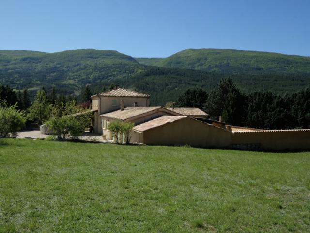 MAISON DE MAITRE