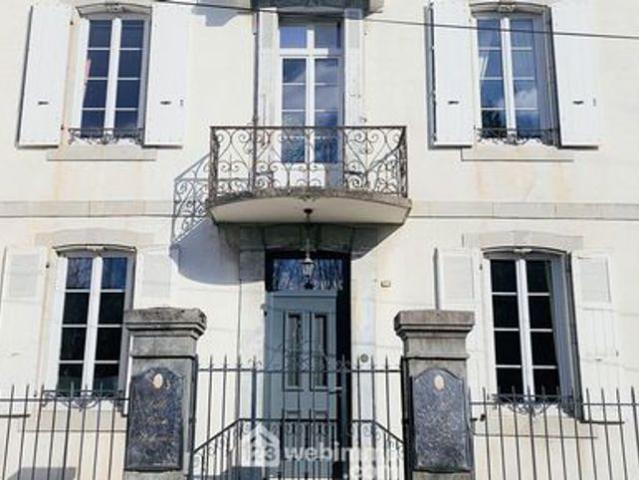 Maison de maître 340m² Lourdes