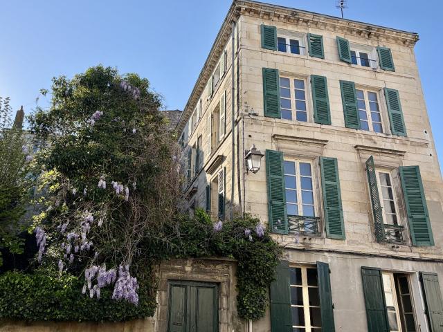 Maison de Maître 300m2 à Niort, hyper centre ville