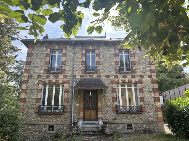 Maison de maitre 4 chambres MERE 78490