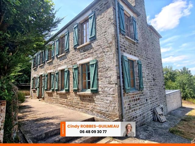 Maison de maître 8 pièces LE TOURNEUR 14