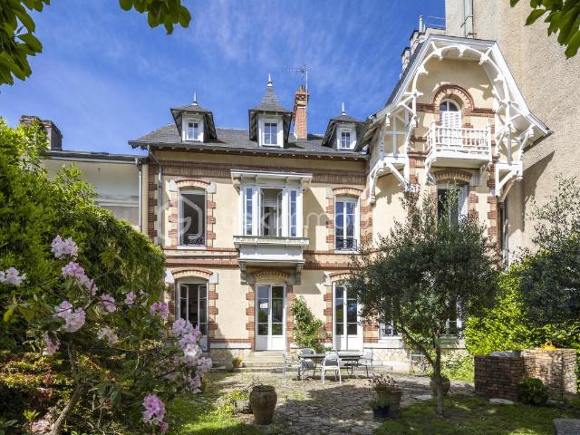 Maison de style anglo normande, spacieuse et authentique datant de 1900