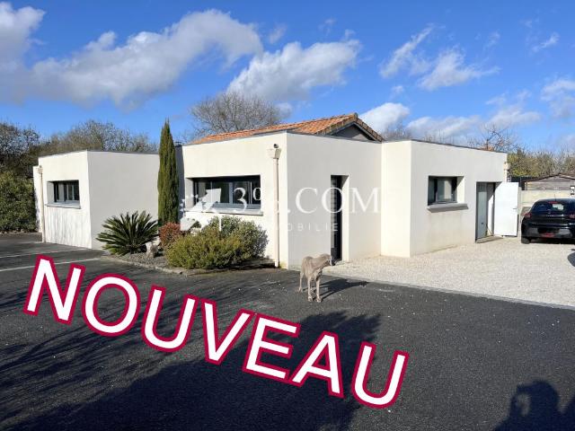 MAISON de Standing 233 m2 + Terrain 5 844 m2 idéal pour ch