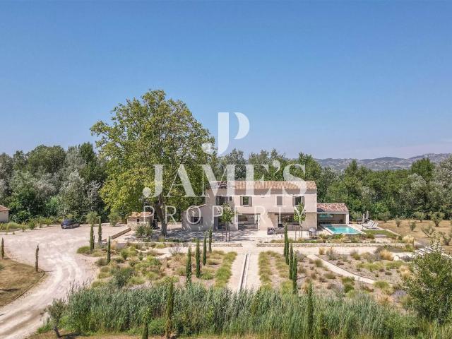 Maison de standing Maussane les Alpilles 210m² Maussane les Alpilles