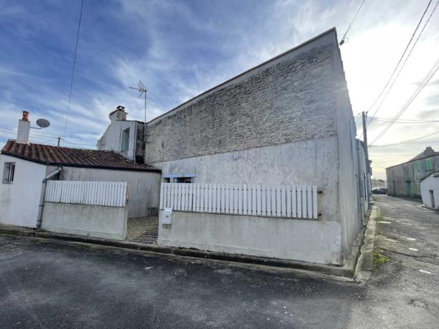 Maison de pays entièrement rénovée