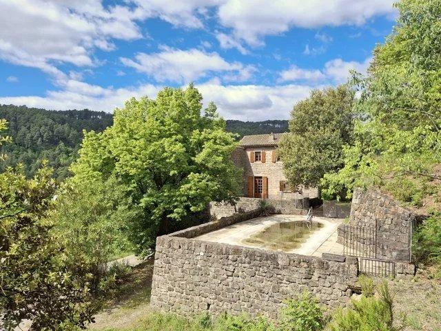 MAISON DE PAYS PROCHE LES VANS