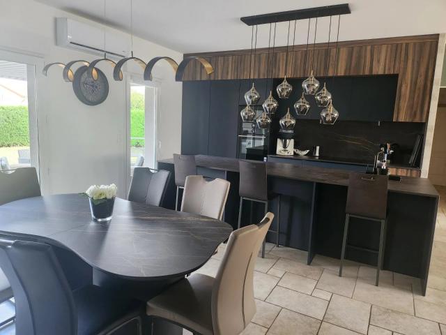 MAISON DE PLAIN PIED