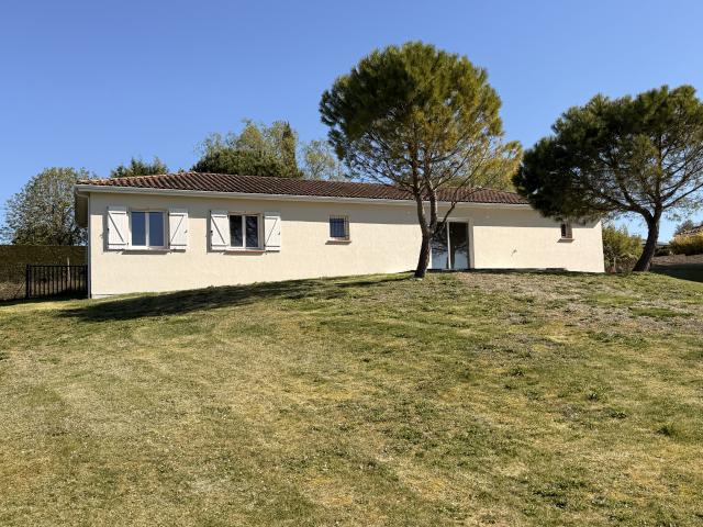 Maison de plain pied 4 chambres avec jardin à 15 min d’Agen