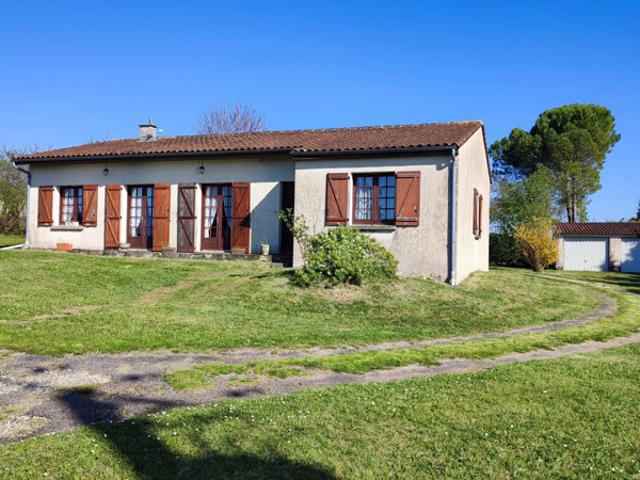 Maison de plain pied 4 chambres et double garage