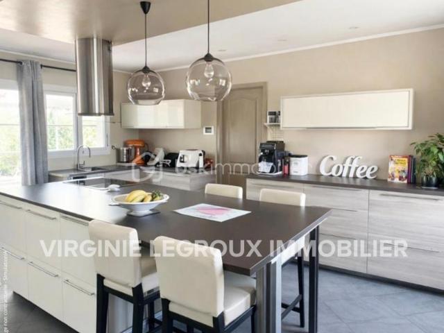 Maison de plain pied 4 chambres 130m2 + véranda de 45m2