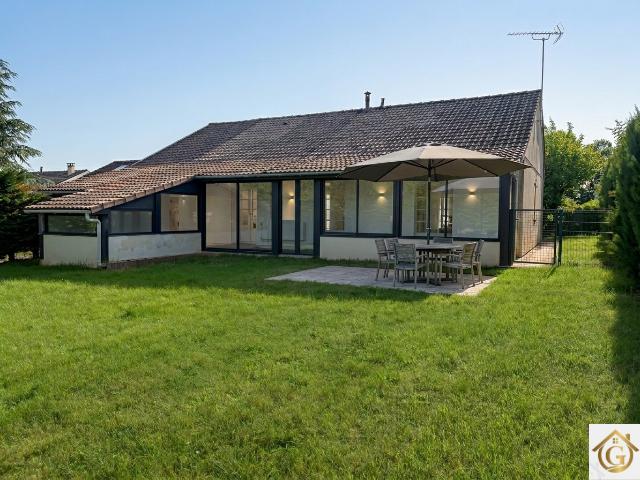 Maison de plain pied 5 pièces 115 m2