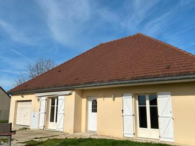 MAISON DE PLAIN PIED 5 PIECES 127m2 HABITABLES SUR TERRAIN CLOS 773m2