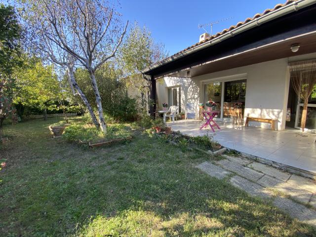 MAISON DE PLAIN PIED 5 PIECES AVEC GARAGE ET JARDIN CASTELNAUDARY