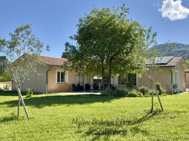 Maison de plain pied 5 pièces Curbans 05 113m² Curbans