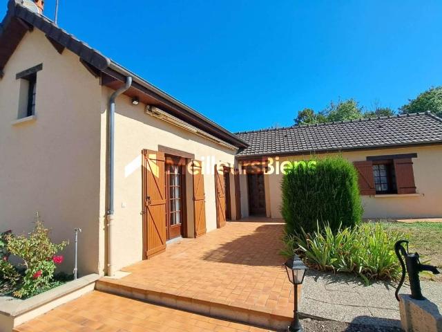 Maison de plain pied 68 m² avec terrain de 378 m², garage