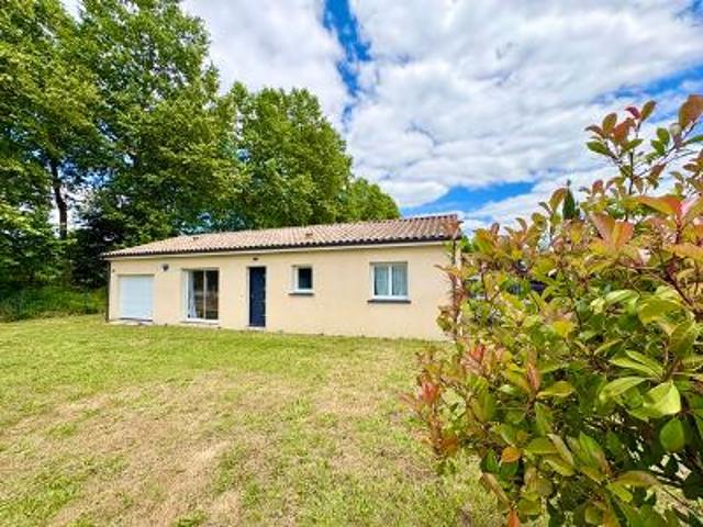 Maison de plain pied, 85 m2 de 2020 avec terrain 794m2 et garage de 20m2