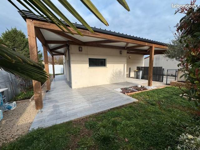 Maison de plain pied 113m² 3 chambres, jardin terrasse VOUNEUIL SOUS BIARD