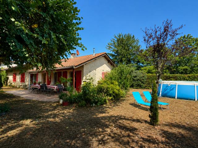 MAISON DE PLAIN PIED 115 m² • 1 285 m² DE TERRAIN • 5 PIECES PISCINE/TERRAIN PETANQUE
