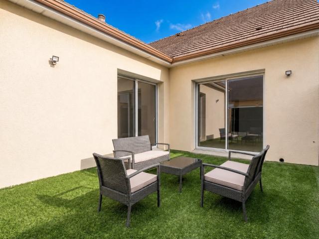 Maison de plain pied 118 m2 La Bazoge