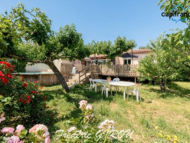 Maison de plain pied 130m² 5 pièces avec studio, piscine s. 135m² Aix en Provence