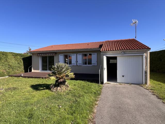 Maison de plain pied 2 chambres, garage, jardin clos, terras