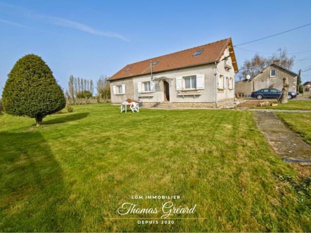 Maison de plain pied 2 chambres – 92 m² – Terrain clos de 900 m² – 20 minutes de Châteaudun direction Blois