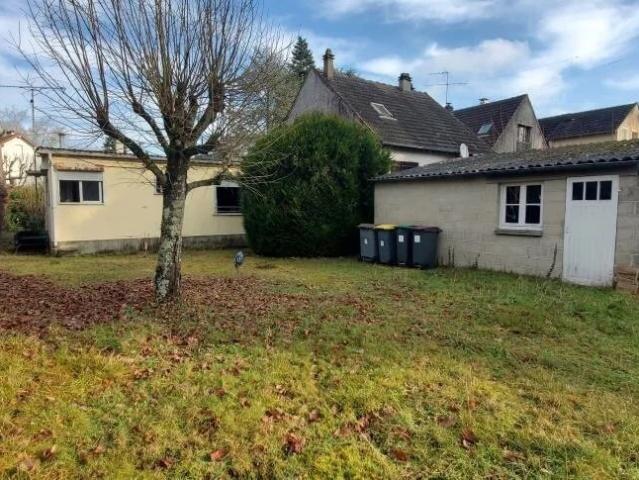 MAISON DE PLAIN PIED 2 PIECES PRINCIPALES SUR 1006 M² DE TERRAIN