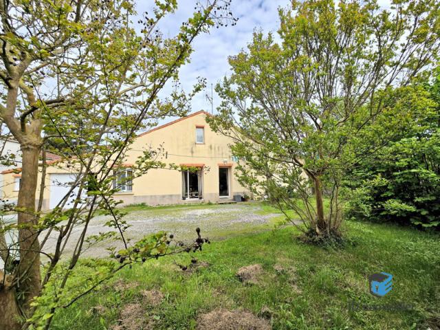 Maison de plain pied 2ch + garage + grenier aménageable