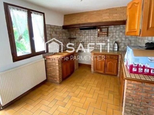 Maison de plain pied 3 chambres avec double garage