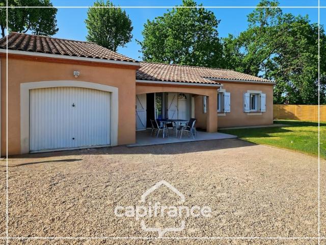 Maison de plain pied 3 chambres, garage et jardin clos