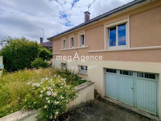 Maison de plain pied 3 chambres Sous sol total Grand jardin sud