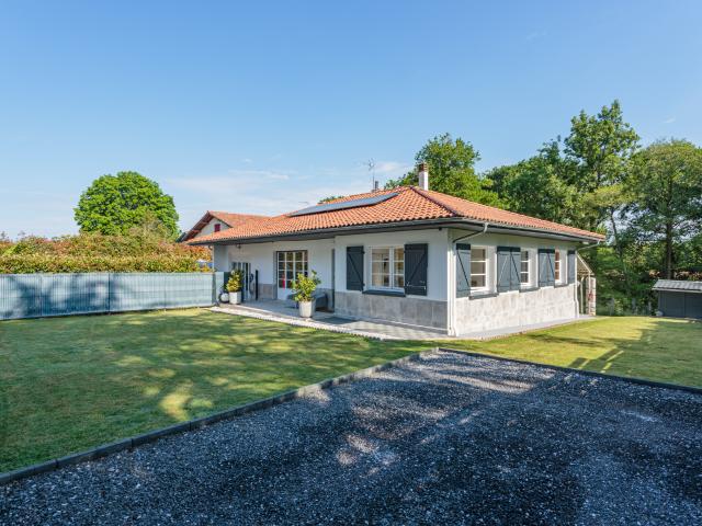Maison de plain pied T4 avec Appartement indépendant sur 1667m2 de terrain
