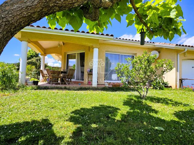 Maison De Plain Pied T5 Avec Jardin Garage Et Excellent Dpe 96m² Cazaubon