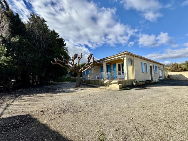 Maison de plain pied + terrain constructible à Laudun
