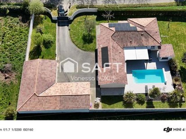 Maison de plain pied à Marcellus avec piscine, panneau photovoltaïque et appartement